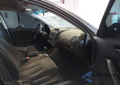 2009 Nissan Altima 2.5 S z USA, uszkodzony, nr VIN 1N4AL21E49N413515